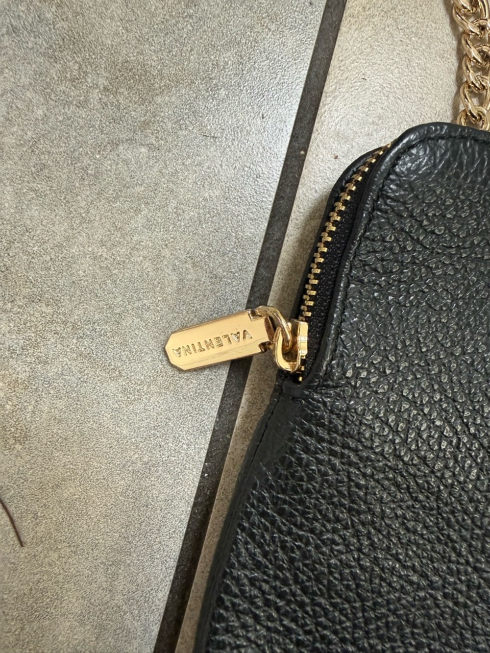 Valentina  Crossbody HandBag Italy Purse Phone Holder Black Chain+Strap Leather - Picture 2 of 6